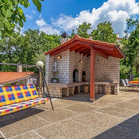 Cozy In With Kitchen Jadranovo