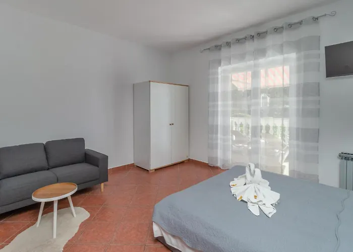 Apartment Lovely In With Wifi